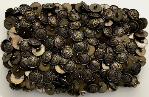 Buttons 15mm 18mm - , aged