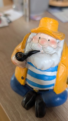 Old salt captain - old,