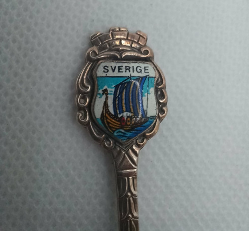 Souvenir teaspoon sweden - teaspoon,