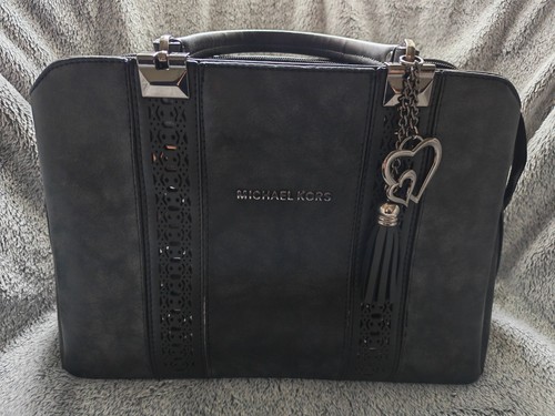Michael kors black hand bag - black,