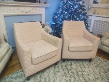 2x modern wingback chairs 70 x
