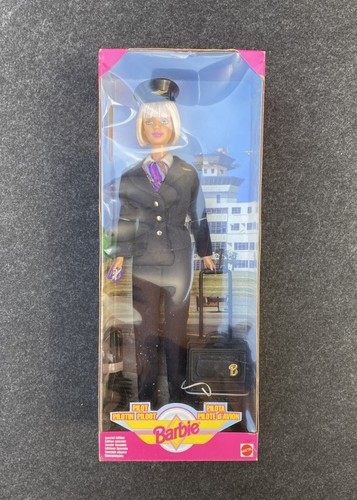 Vintage 1999 pilot barbie rare - vintage,
