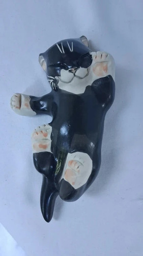Vintage seneshall cat figurine - vintage,