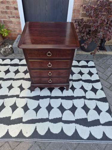 Vintage stag minstrel - chest, of