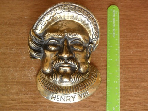 Large vintage brass henry - large, v111