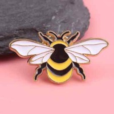 Bee enamel pin badge