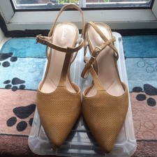 CLARKS ELLIS LOLA MUSTARD YELLOW COURT SHOES SIZE 5 