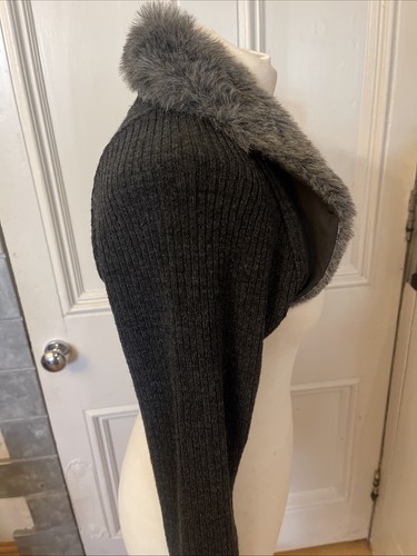 New vestry shrug - new,