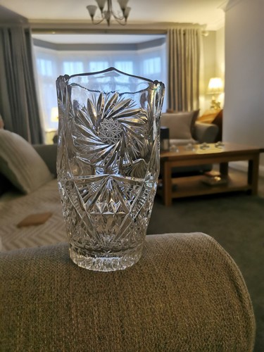 Heavy lead crystal - , vase