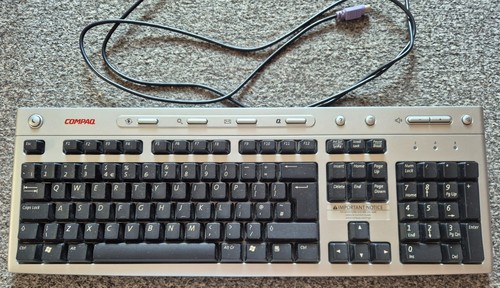 Vintage compaq wired - wired, ps/2