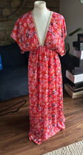 LUNA LLENA Coral V-Neck Kimono