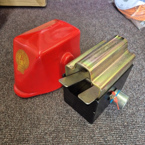 Bulldog hitch lock - bulldog,