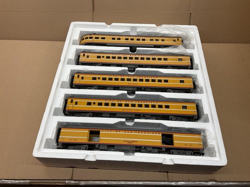 Mth gauge passenger coach - o,