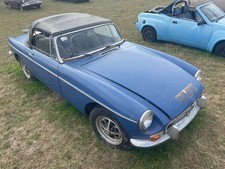 MGB Roadster convertible Circa 1968 barn find car for restoration / Spares