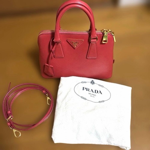 Prada pink hand - prada, shoulder