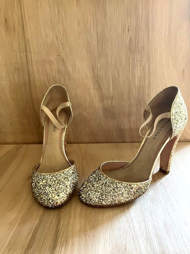 Marc jacobs gold sparkle shoes - marc,