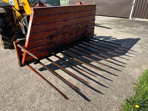 Moulton 7ft6 buckrake twin ram - moulton,