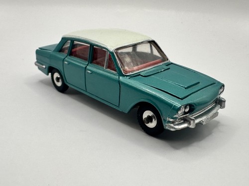 Dinky toys 135 triumph - toys,