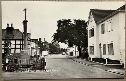 Wyre piddle war - war, memorial