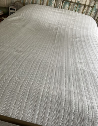 The white company classic - white,