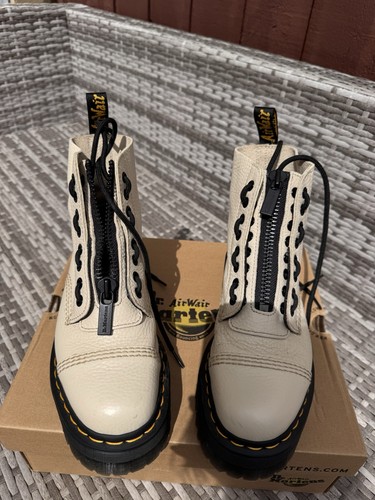 Doc martens women size 5 - women's,