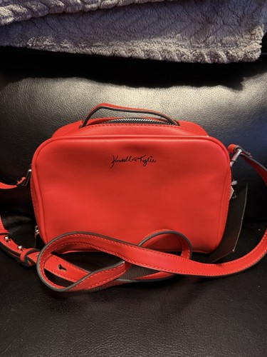 Nwt kendall and kylie hand - kendall, bag