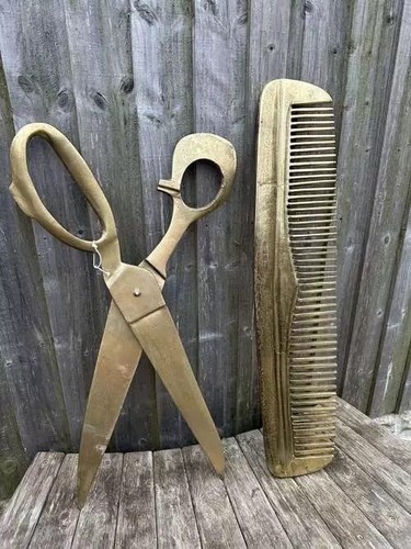 Gold oversized comb - oversized, scissors