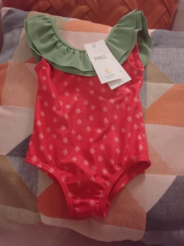 Strawberry swimming - m&s,