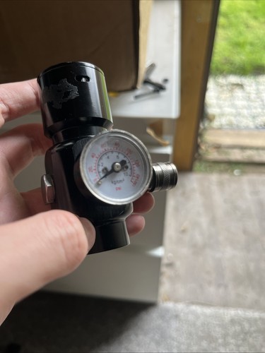 Oxygen hpa regulator - oxygen,