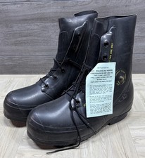 Bata Rubber Military Mickey Mouse Bunny Boot 11W Wide Extreme Cold Weather