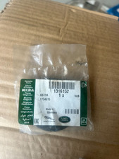 1316152 - Rear of Throttle