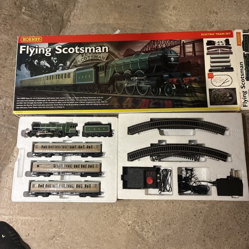 Hornby r1019 set flying - set,