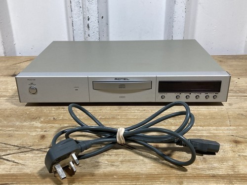 Rotel equipment bundle - equipment,