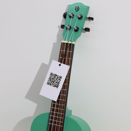 Artisan made ukulele classic - made,