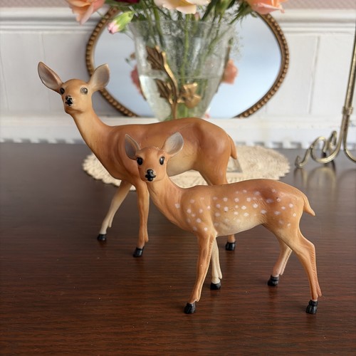 Vintage plastic deer doe fawn - plastic,
