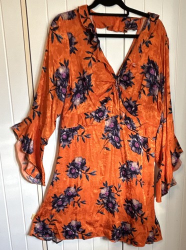 River island orange - river,