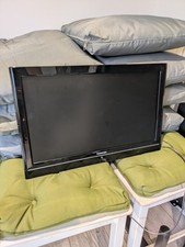 Toshiba 22-inch LCD TV with Built-In DVD Player