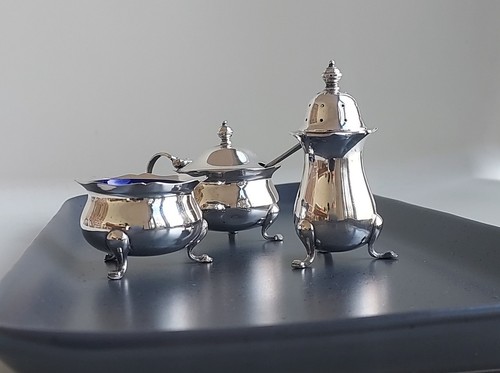 Vintage mappin and webb silver - and,
