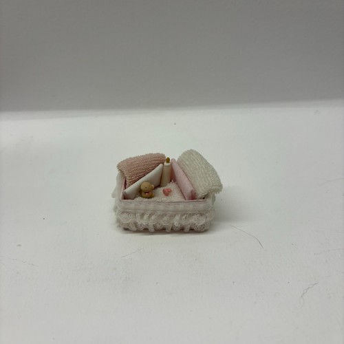12th scale dolls house - dolls,