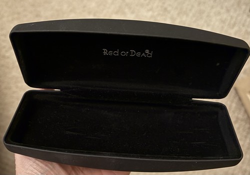 Red dead glasses - or,
