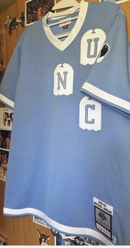 Vintage mitchell and ness unc - vintage,