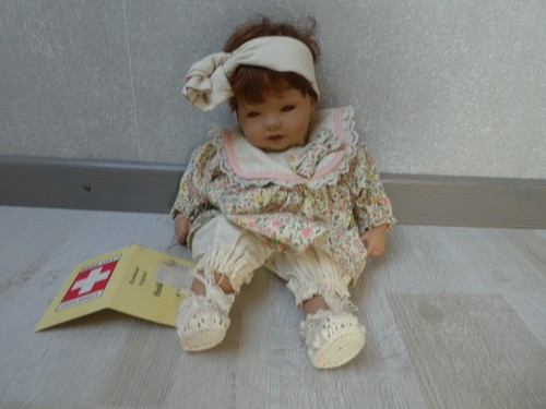 Artist doll collector - , by