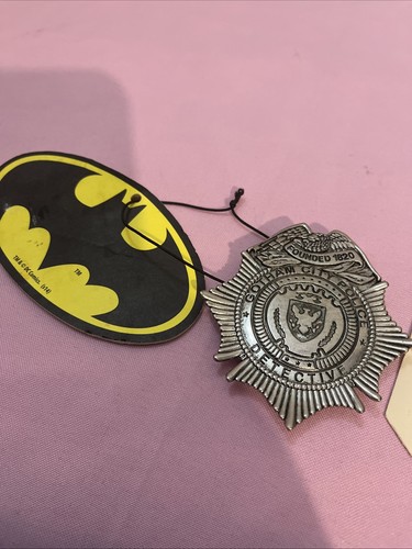 Fox prop gotham city - prop, detective