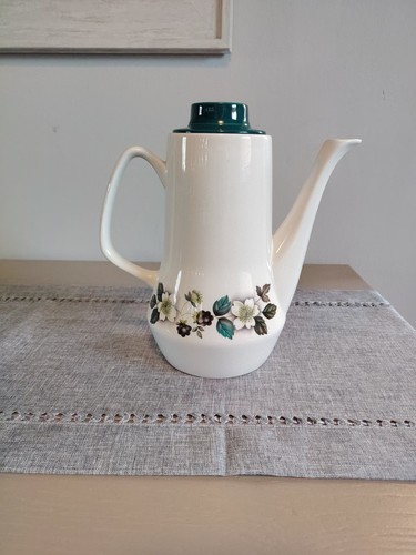 Royal tudor ware - royal,