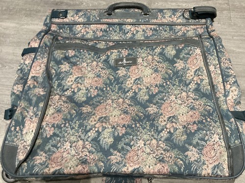 Vintage tapestry folding - vintage,