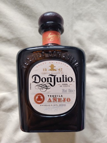 Don julio anejo tequila empty - don,