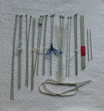 KNITTING AND CROCHET NEEDLES-JOB LOT, SELECTION OF SIZES, LENGTH AND BRANDS