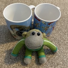2x Vintage PG Tips ceramic