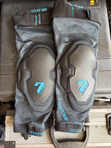 7protection project knee pads - 7protection,