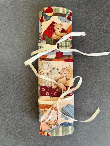 Lace bobbin roll holder for - bobbin, roll/holder